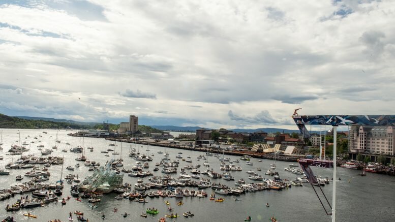 Red Bull cliff diving Oslo