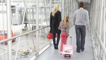 Air traffic declines slightly in 2015