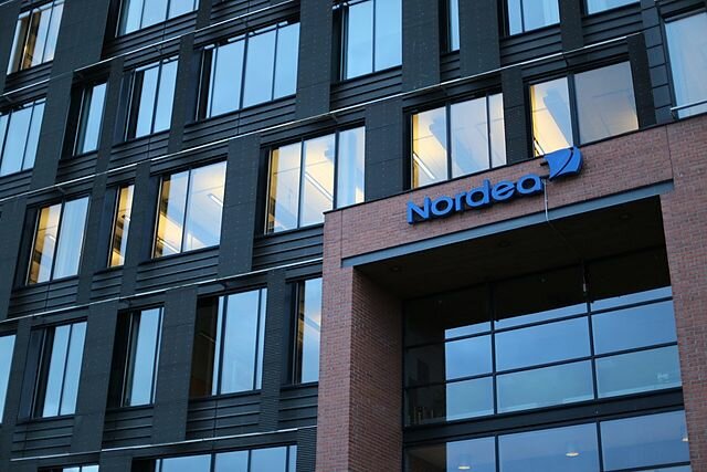 Nordea lowers interest rates financial support wage growth