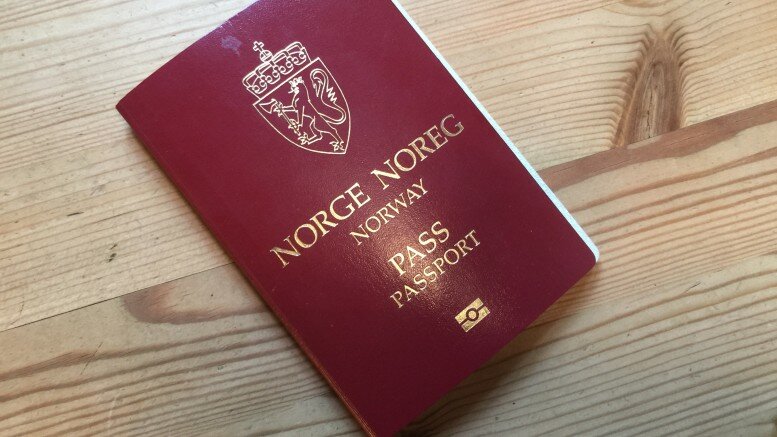Norwegian passport, Norwegian citizenship