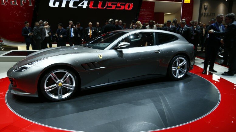 Siv Jensen wants cheaper muscle cars