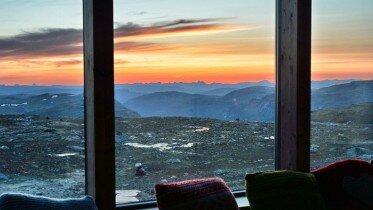 RABOTHYTTA – THE MOST IMPRESSIVE DNT CABIN IN NORWAY