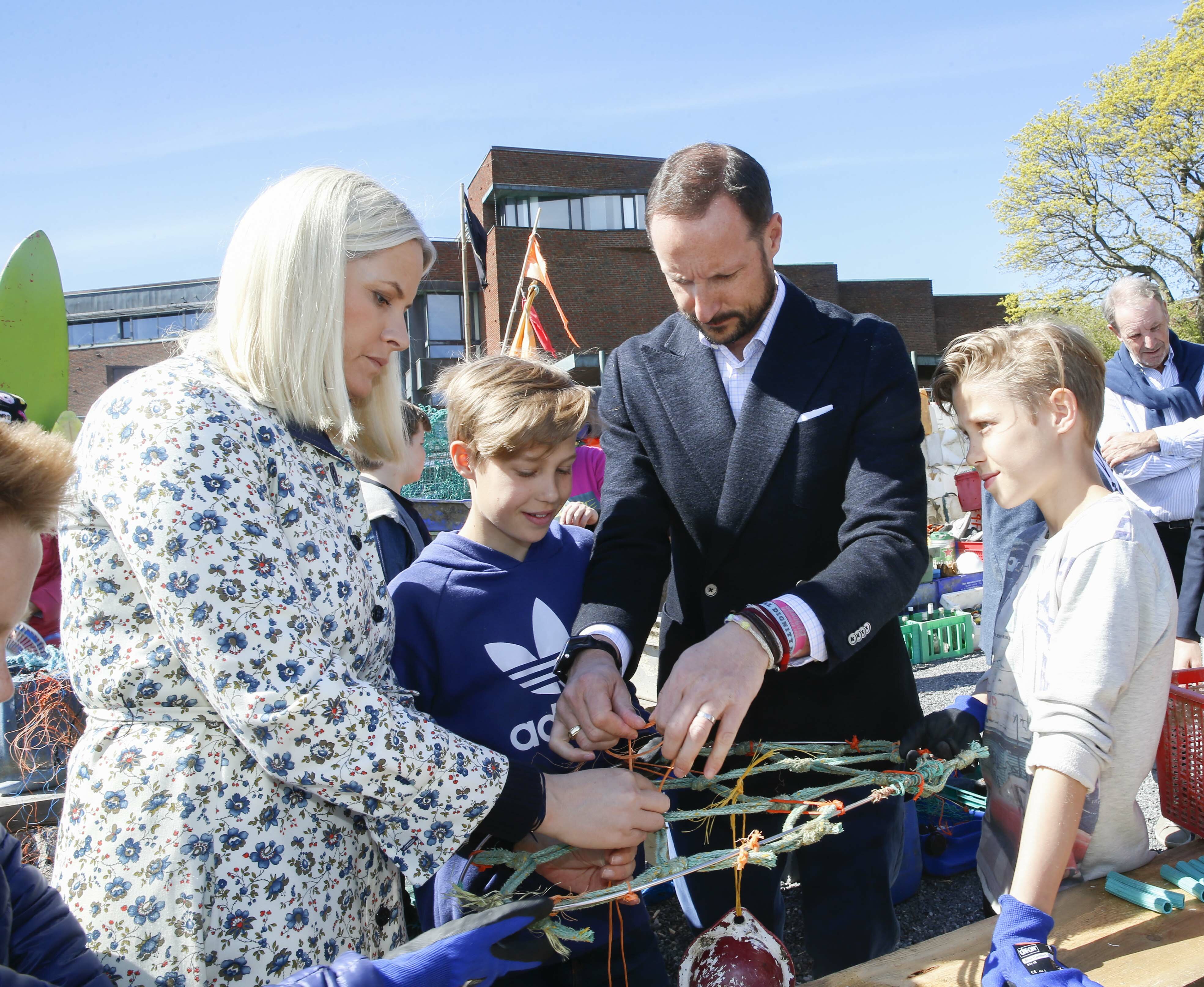 Crown Prince couple visited maritime exhibition