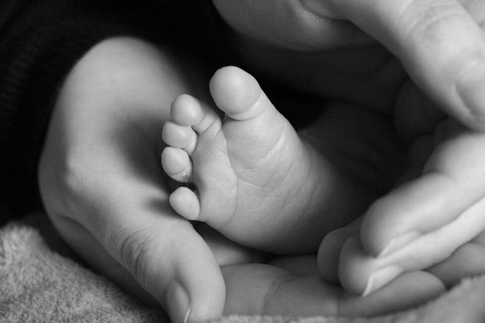 Sixfold increase of surgical interventions during childbirth
