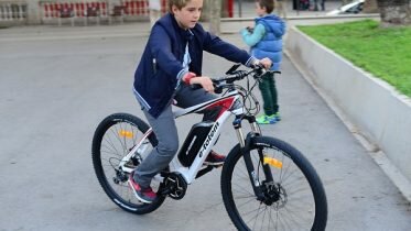 More drop car and choose electric bicycle