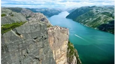Stavanger Airport scores Riga service with airBaltic