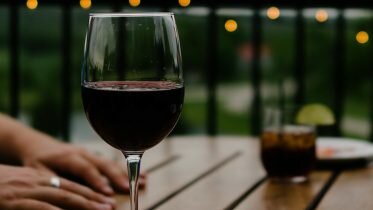 Older generations drink more than the younger generations in Norway