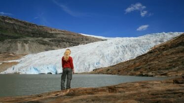 SVARTISEN – NORWAY’S SECOND LARGEST GLACIER