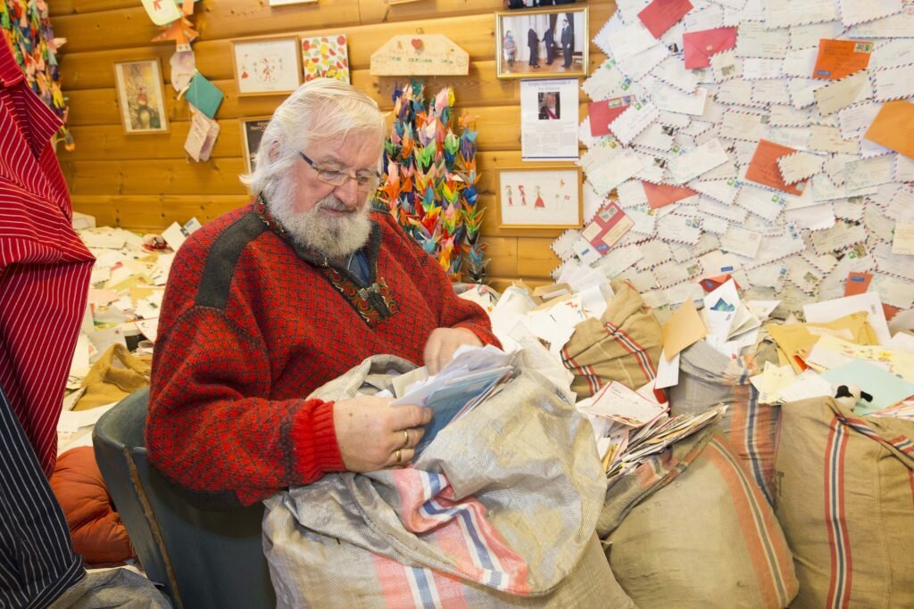Wish-list letters flow into Santa Claus' mailbox in Drøbak