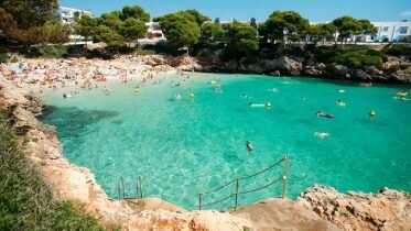 724 millions worth of holiday’s will be booked over the next few weeks