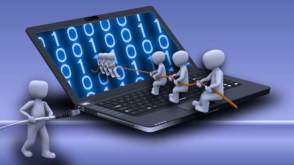 – We are too dependent on the Swedes regarding the Internet