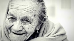 Old woman, Pensioner, pensioners, antibiotics