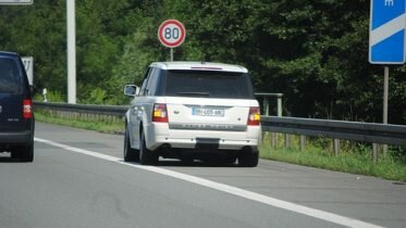 Police warn against road pirates on E6