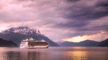 5,000 cruise passengers on May 17th