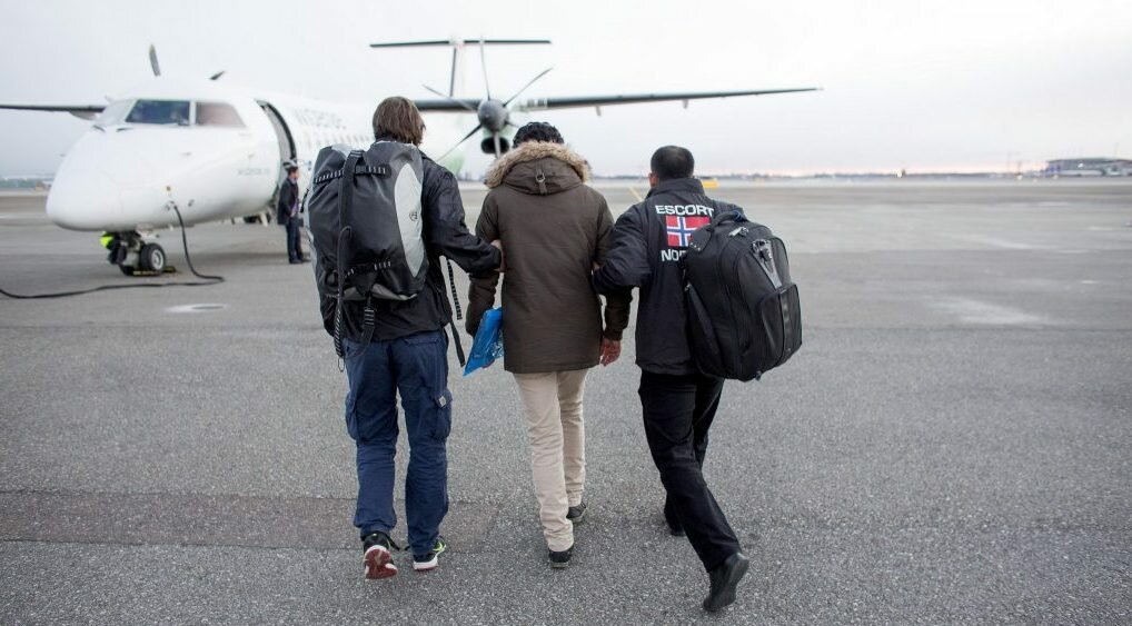 Several criminals deported from Norway by force