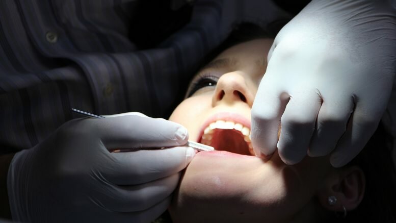Dentist, Teeth dentists