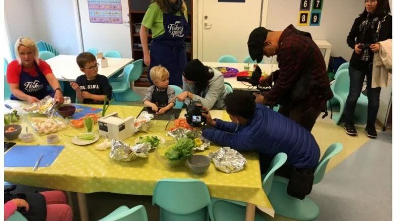 A Bergen kindergarten seafood preparation impressed the Thai media