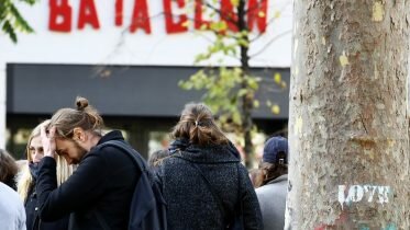 Emotional commemorations two years after the terror in Paris