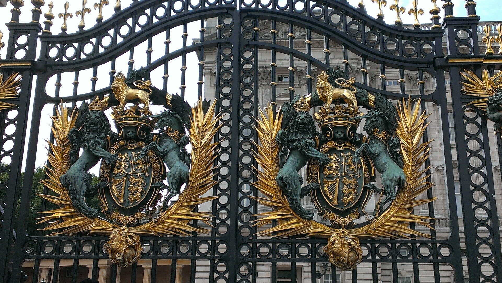 Municipalities can choose their coat of arms