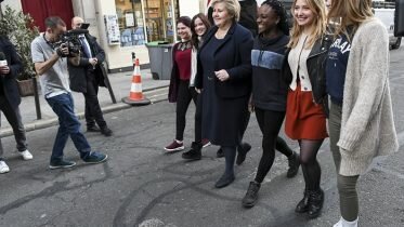 Solberg met the French “Shame” stars