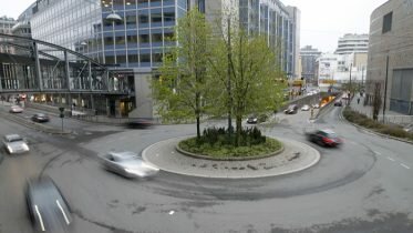 The road network says no to sex in roundabouts