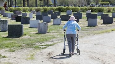 STUDY: Spouse Death Hurts Brain