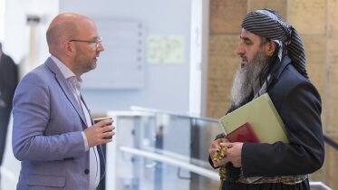 Per Sandberg of Fremskrittsparti (Frp) will meet Krekar’s lawyer