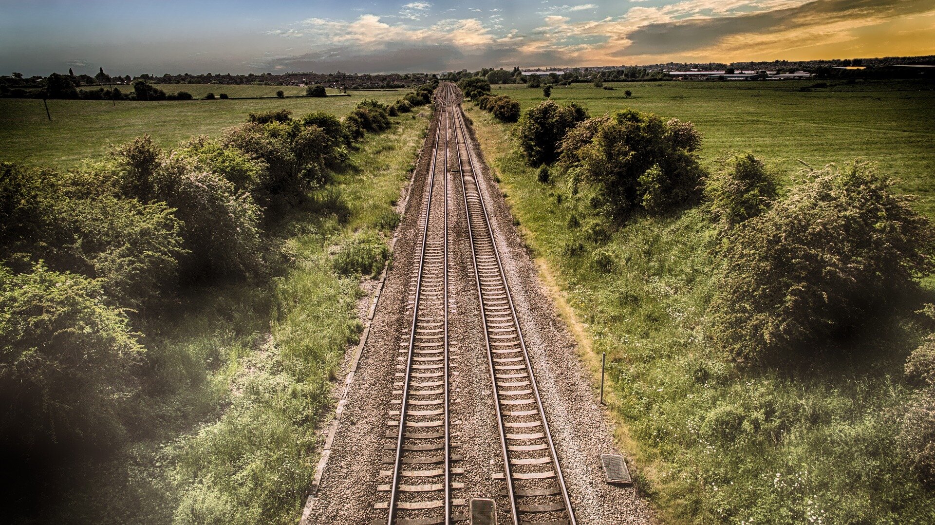 Railway stretch closed due to rail buckling