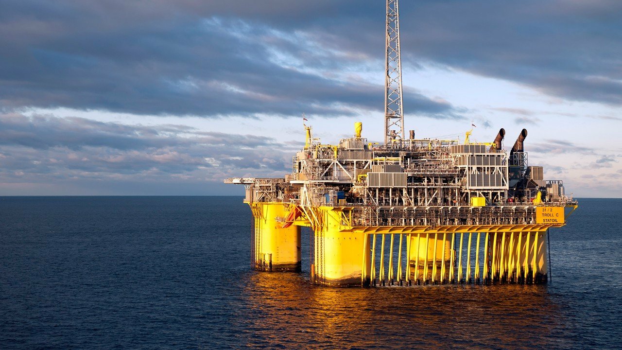 Wishes to use land power on three oil rigs