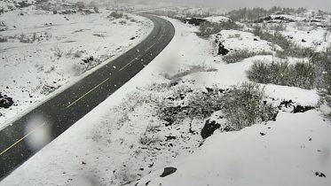 Snow creates traffic problems in the mountains in the north