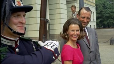 The royal couple invite 200 guests to golden wedding anniversary