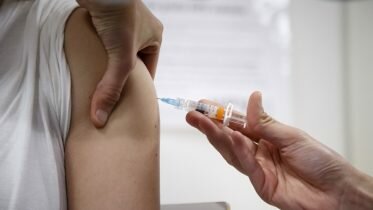Only 1 in 4 vaccinate against influenza
