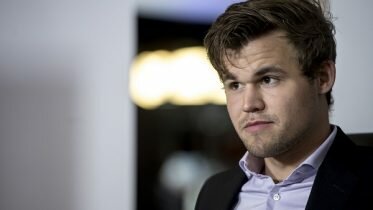 Carlsen threatens to drop the World Champion in speed chess