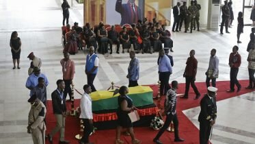 Mourning Ghanaians take farewell with Kofi Annan