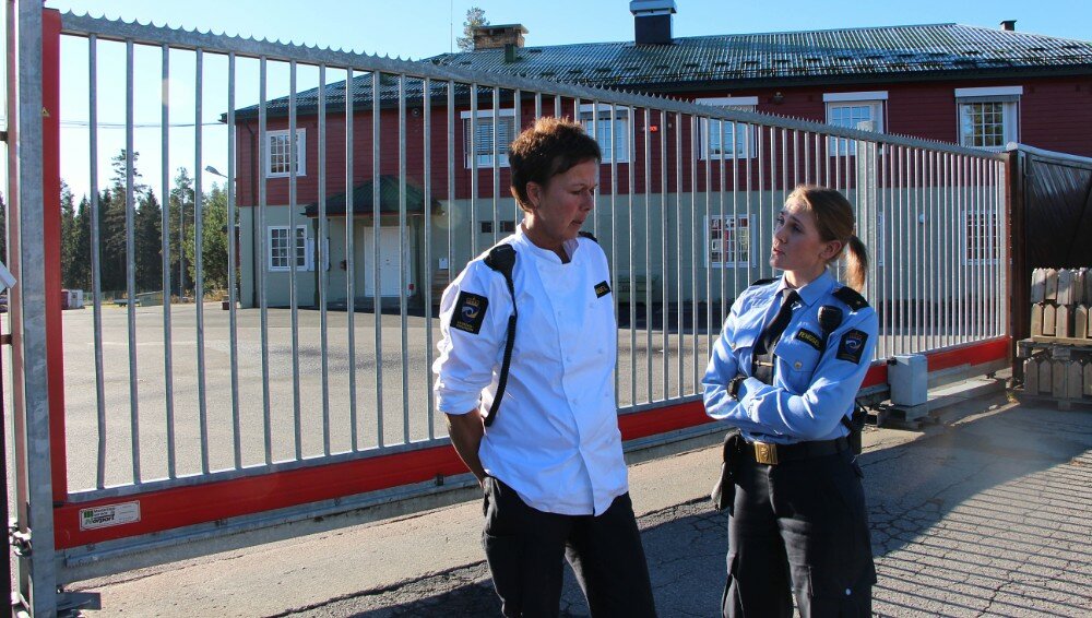 Prison strike – inmates locked in