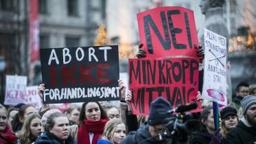 Nine out of ten are against tightening of abortion law