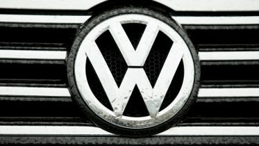 Volkswagen buyers must sign up by new year