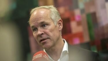 Transparency on who gets compensation during the coronavirus crisis