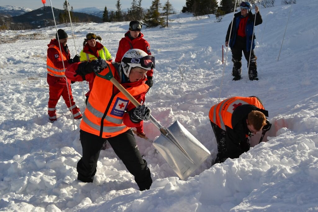 Red Cross Avalanche Tamok Valley