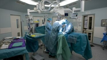 Ovarian surgery often unnecessary