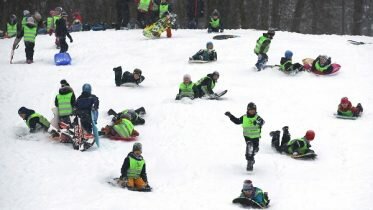 Skiing is challenged by the unusual February heat