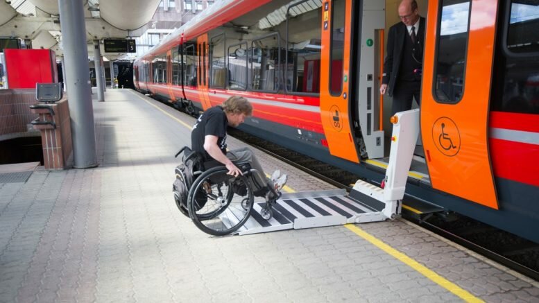 Vy NSB train wheelchair