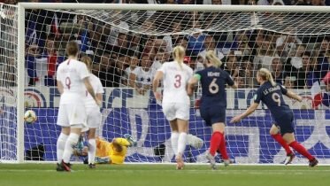 Penalty sank Norway when France won 2-1 in the World Cup