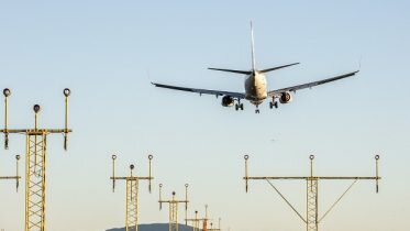 Greenpeace shocked over Parliament’s plane travels