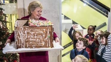The prime minister was given a gingerbread house
