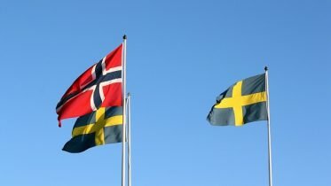 Norwegians and Swedes underestimate each other