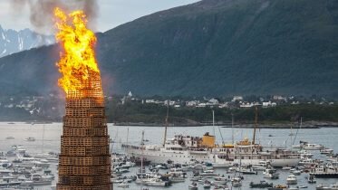 The Queen celebrated St. Hans in Ålesund