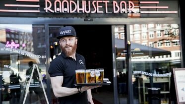 The bars in Oslo can open until 3 o’clock from Monday