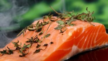 Weak Norwegian kroner leads to best ever first half year for seafood exports