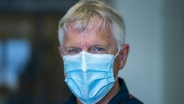 Online pharmacies have sold 40,000 face masks per hour